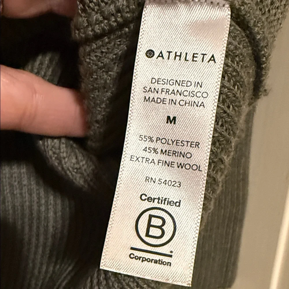 Athleta Olive knit sweater - Picture 6 of 7